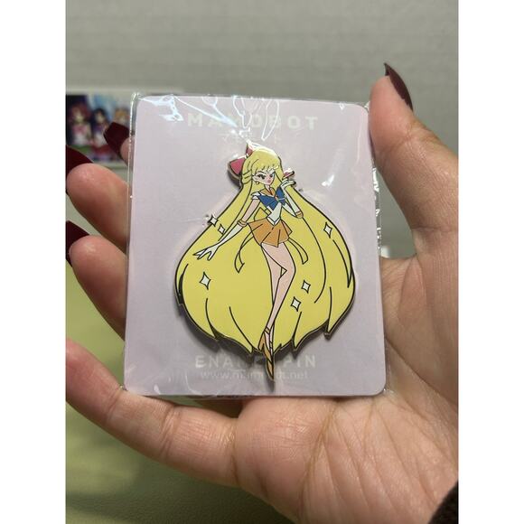 Mamobot Sailor Moon Anime Pin Sailor Venus Top Model Senshi - Picture 7 of 9